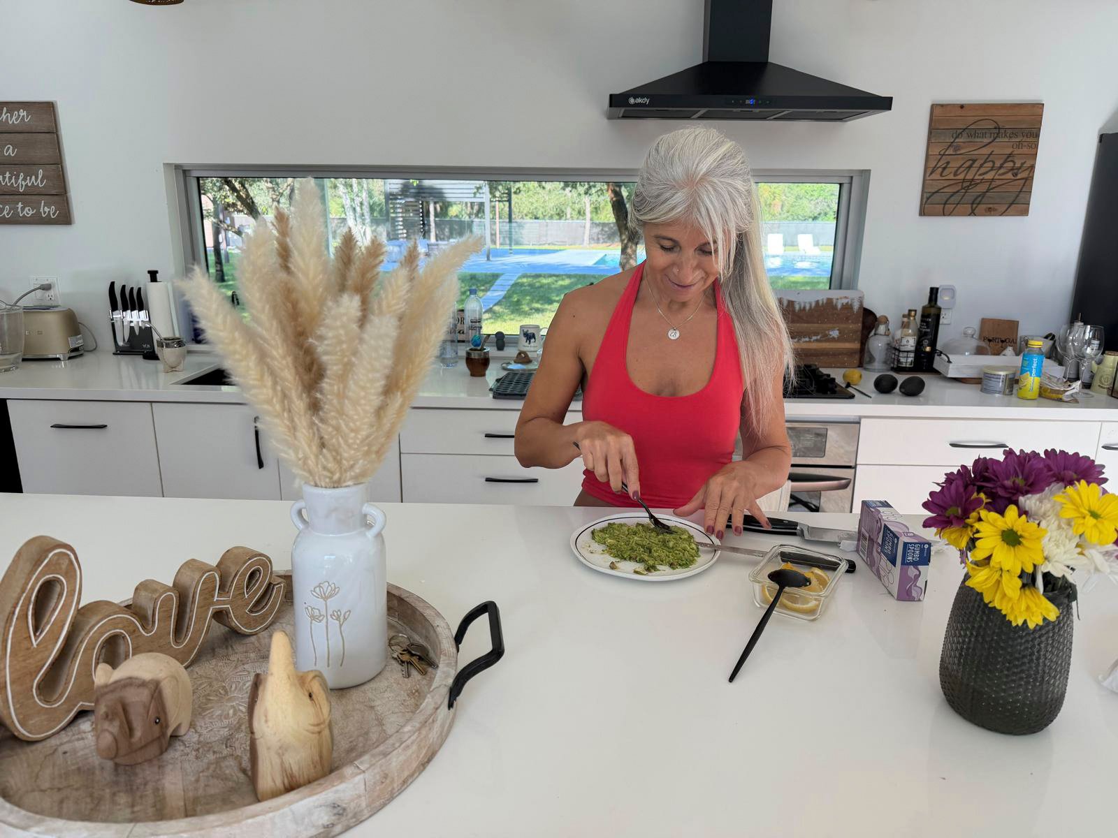 Estela, Wellness Coach